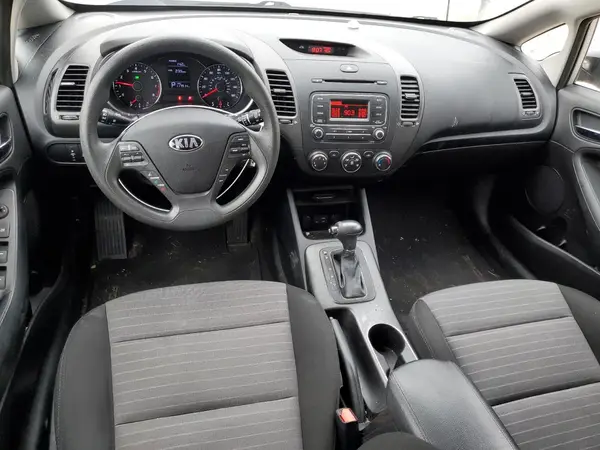 KNAFK5A85G5547894 2016 KIA FORTE - Image 8