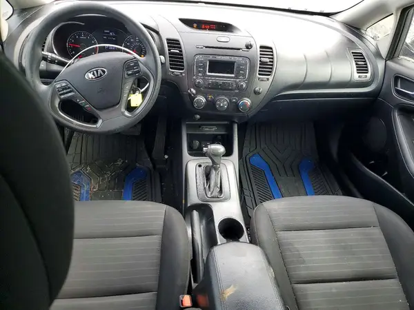 KNAFK5A85G5592365 2016 KIA FORTE - Image 8