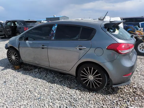 KNAFK5A85G5597856 2016 KIA FORTE - Image 2