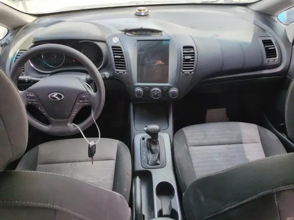 KNAFK5A85G5597856 2016 KIA FORTE - Image 8