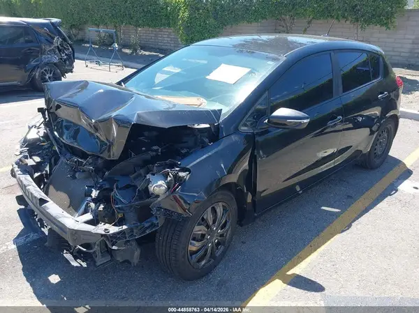 KNAFK5A85G5605986 2016 KIA FORTE - Image 2