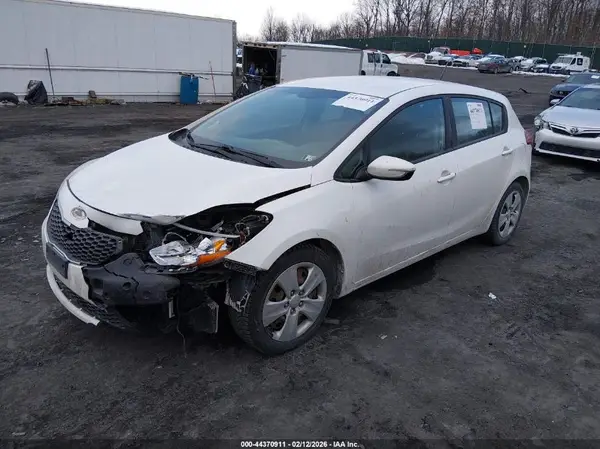KNAFK5A85G5618267 2016 KIA FORTE - Image 2