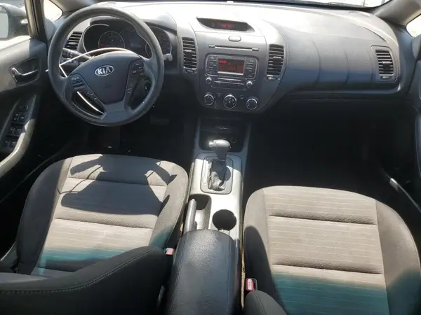 KNAFK5A85G5620861 2016 KIA FORTE - Image 8