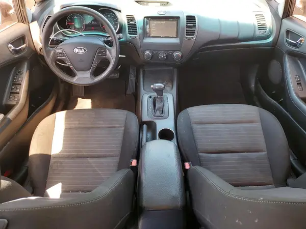 KNAFK5A85G5638891 2016 KIA FORTE - Image 8