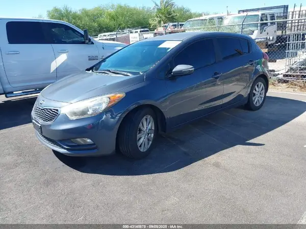 KNAFK5A85G5640012 2016 KIA FORTE - Image 2