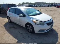 KNAFK5A85G5643573 2016 KIA FORTE