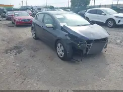 KNAFK5A85G5643945 2016 KIA FORTE