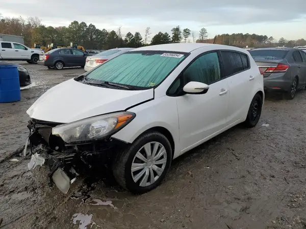 KNAFK5A85G5644061 2016 KIA FORTE - Image 1