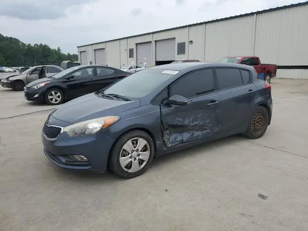 KNAFK5A85G5647297 2016 KIA FORTE - Image 1