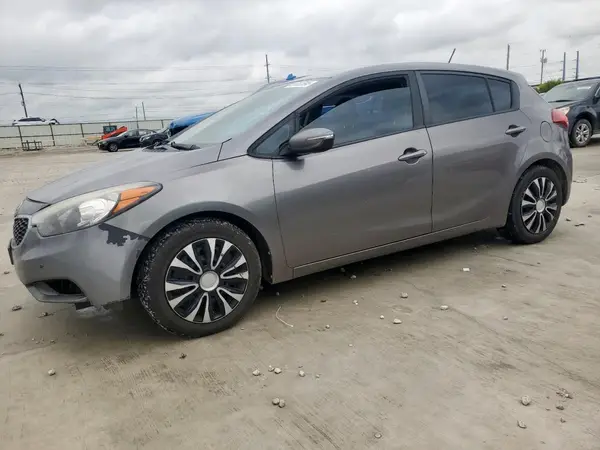 KNAFK5A85G5648403 2016 KIA FORTE - Image 1