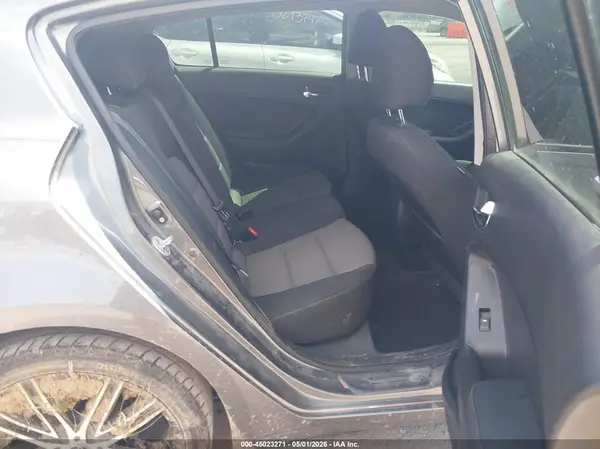 KNAFK5A85G5650622 2016 KIA FORTE - Image 8