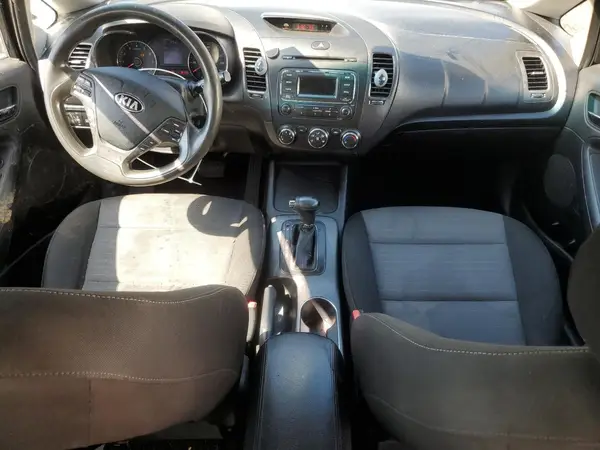 KNAFK5A85G5653228 2016 KIA FORTE - Image 8