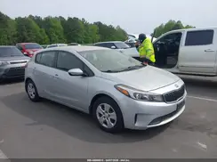 KNAFK5A85H5676039 2017 KIA FORTE