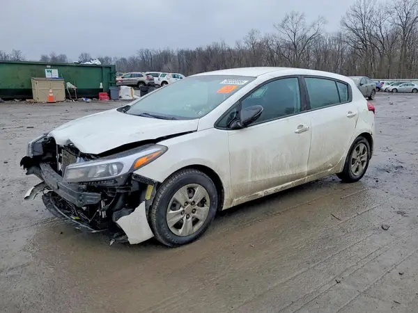 KNAFK5A85H5676140 2017 KIA FORTE - Image 1