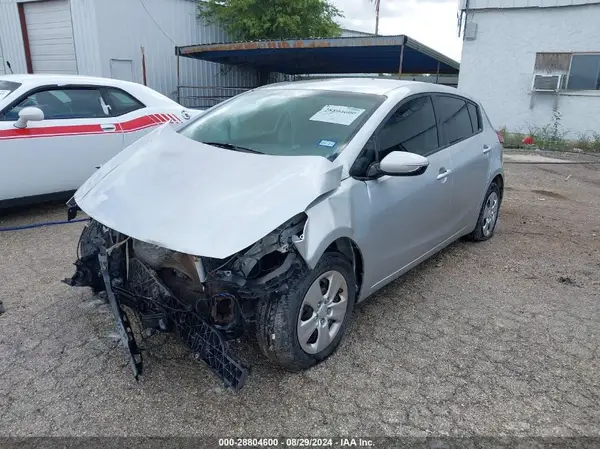 KNAFK5A85H5677725 2017 KIA FORTE - Image 2
