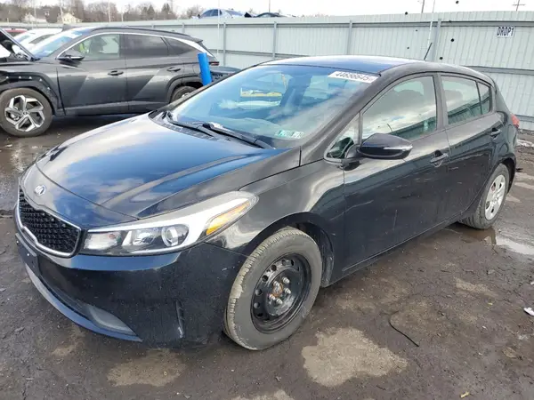 KNAFK5A85H5678924 2017 KIA FORTE - Image 1