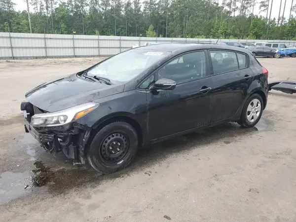 KNAFK5A85H5687381 2017 KIA FORTE - Image 1