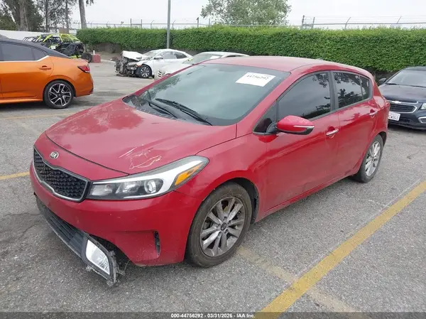 KNAFK5A85H5687851 2017 KIA FORTE - Image 2