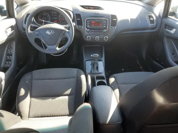 KNAFK5A85H5690457 2017 KIA FORTE - Image 8