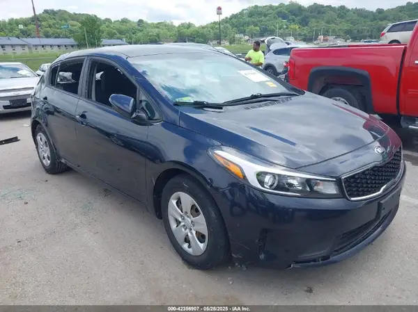 KNAFK5A85H5693522 2017 KIA FORTE - Image 1