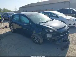 KNAFK5A85H5703529 2017 KIA FORTE