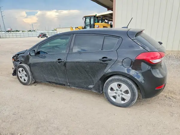 KNAFK5A85H5721593 2017 KIA FORTE - Image 2