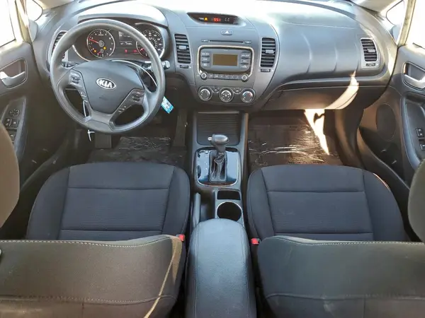 KNAFK5A85J5773179 2018 KIA FORTE - Image 8