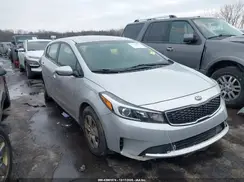 KNAFK5A85J5773697 2018 KIA FORTE