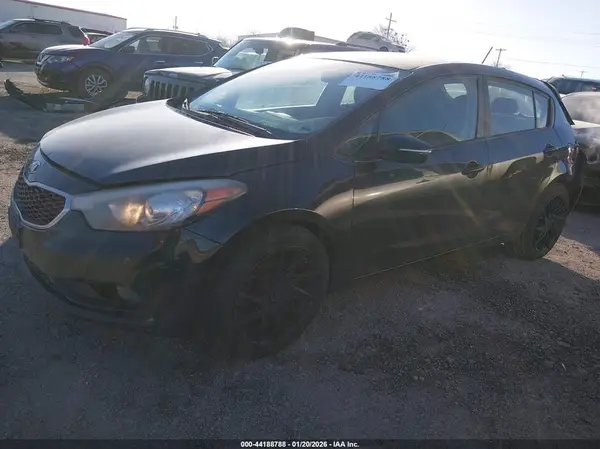 KNAFK5A86G5538671 2016 KIA FORTE - Image 2