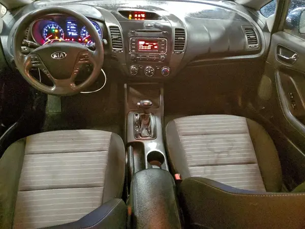 KNAFK5A86G5547130 2016 KIA FORTE - Image 8
