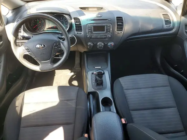 KNAFK5A86G5570360 2016 KIA FORTE - Image 8
