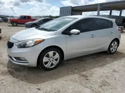 KNAFK5A86G5572495 2016 KIA FORTE
