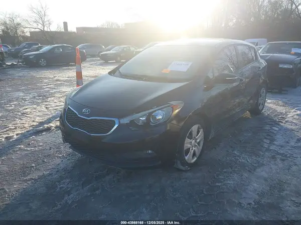 KNAFK5A86G5597025 2016 KIA FORTE - Image 2