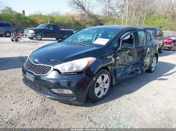 KNAFK5A86G5597042 2016 KIA FORTE - Image 2