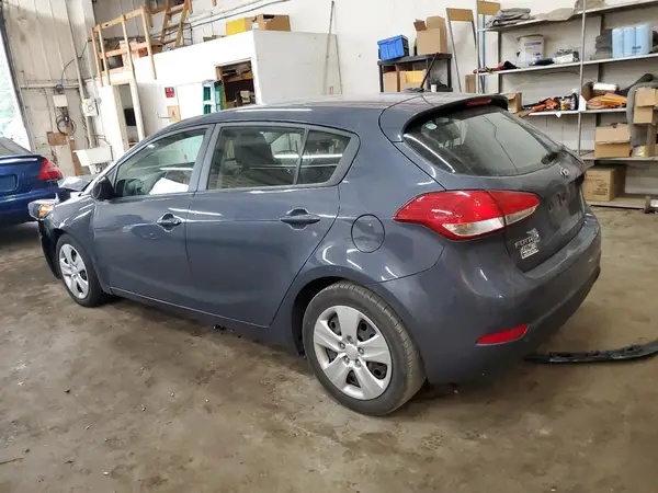KNAFK5A86G5622408 2016 KIA FORTE - Image 2