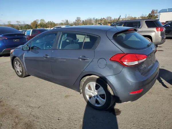 KNAFK5A86G5622425 2016 KIA FORTE - Image 2