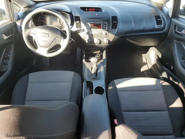 KNAFK5A86G5622425 2016 KIA FORTE - Image 8