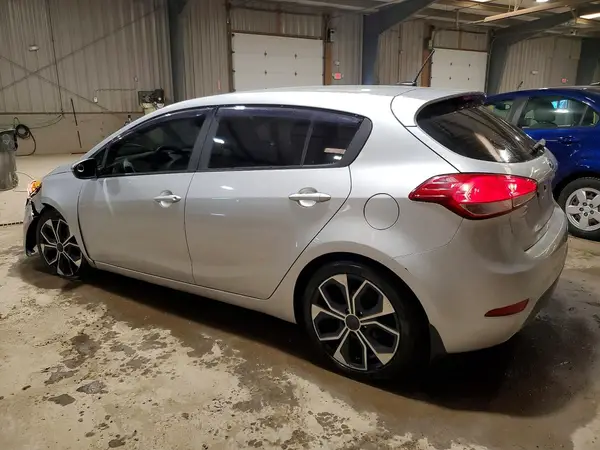 KNAFK5A86G5644425 2016 KIA FORTE - Image 2