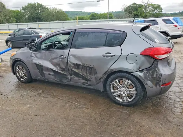 KNAFK5A86G5648426 2016 KIA FORTE - Image 2
