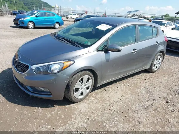 KNAFK5A86G5652931 2016 KIA FORTE - Image 2