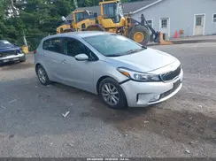 KNAFK5A86H5669231 2017 KIA FORTE