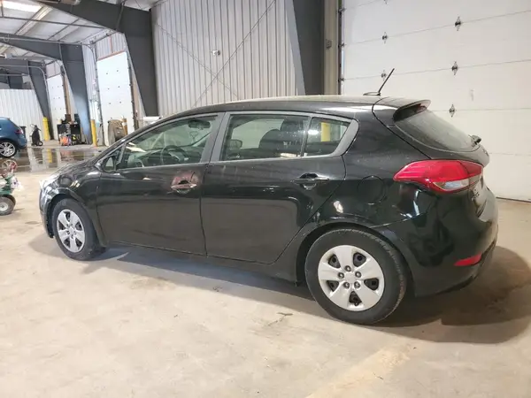 KNAFK5A86H5672100 2017 KIA FORTE - Image 2