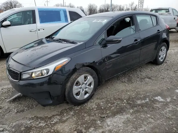 KNAFK5A86H5682156 2017 KIA FORTE - Image 1