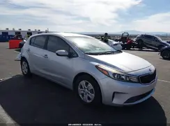 KNAFK5A86H5695215 2017 KIA FORTE