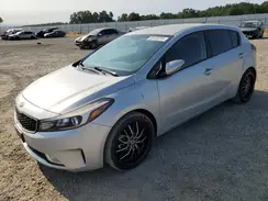 KNAFK5A86H5706701 2017 KIA FORTE