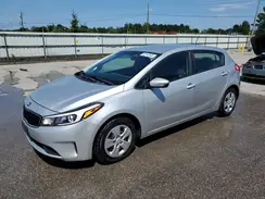KNAFK5A86H5713633 2017 KIA FORTE