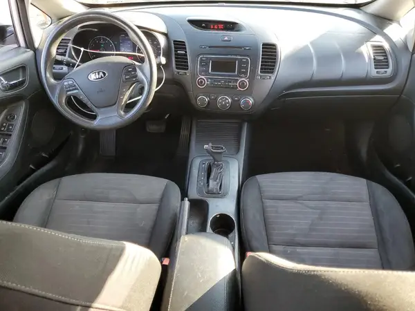 KNAFK5A87G5535973 2016 KIA FORTE - Image 8