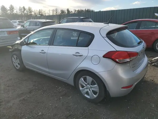 KNAFK5A87G5536010 2016 KIA FORTE - Image 2