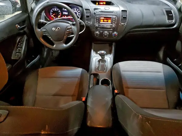 KNAFK5A87G5547105 2016 KIA FORTE - Image 8