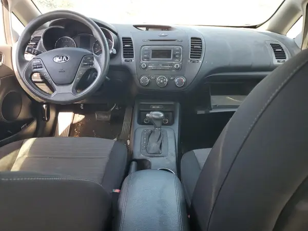 KNAFK5A87G5588544 2016 KIA FORTE - Image 8